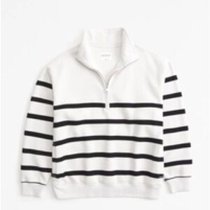 Abercrombie & Fitch Black Essential Vintage Sunday Half-Zip